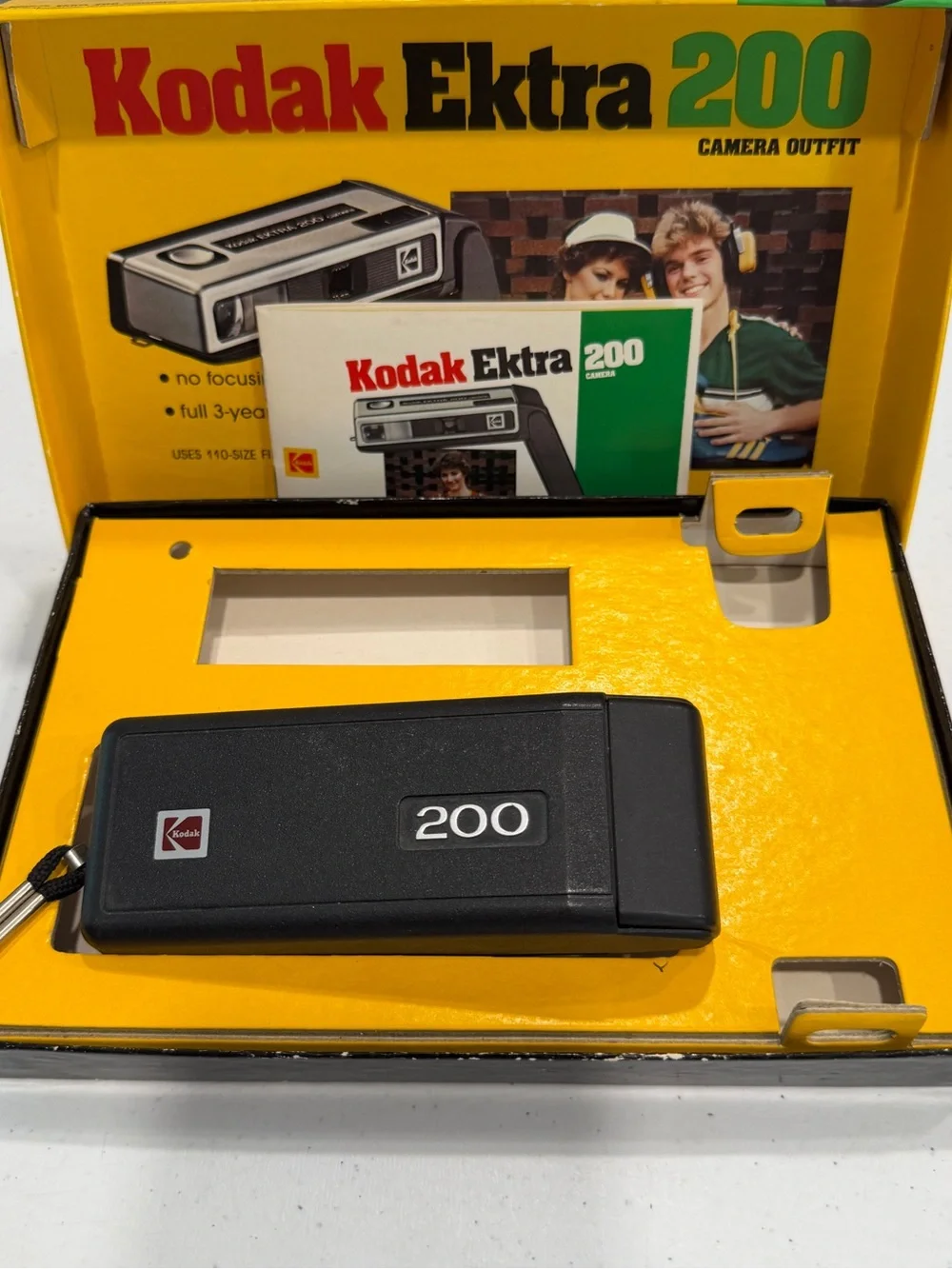 Vintage Kodak Ektra 200 110 Film Pocket Camera, manual and box
